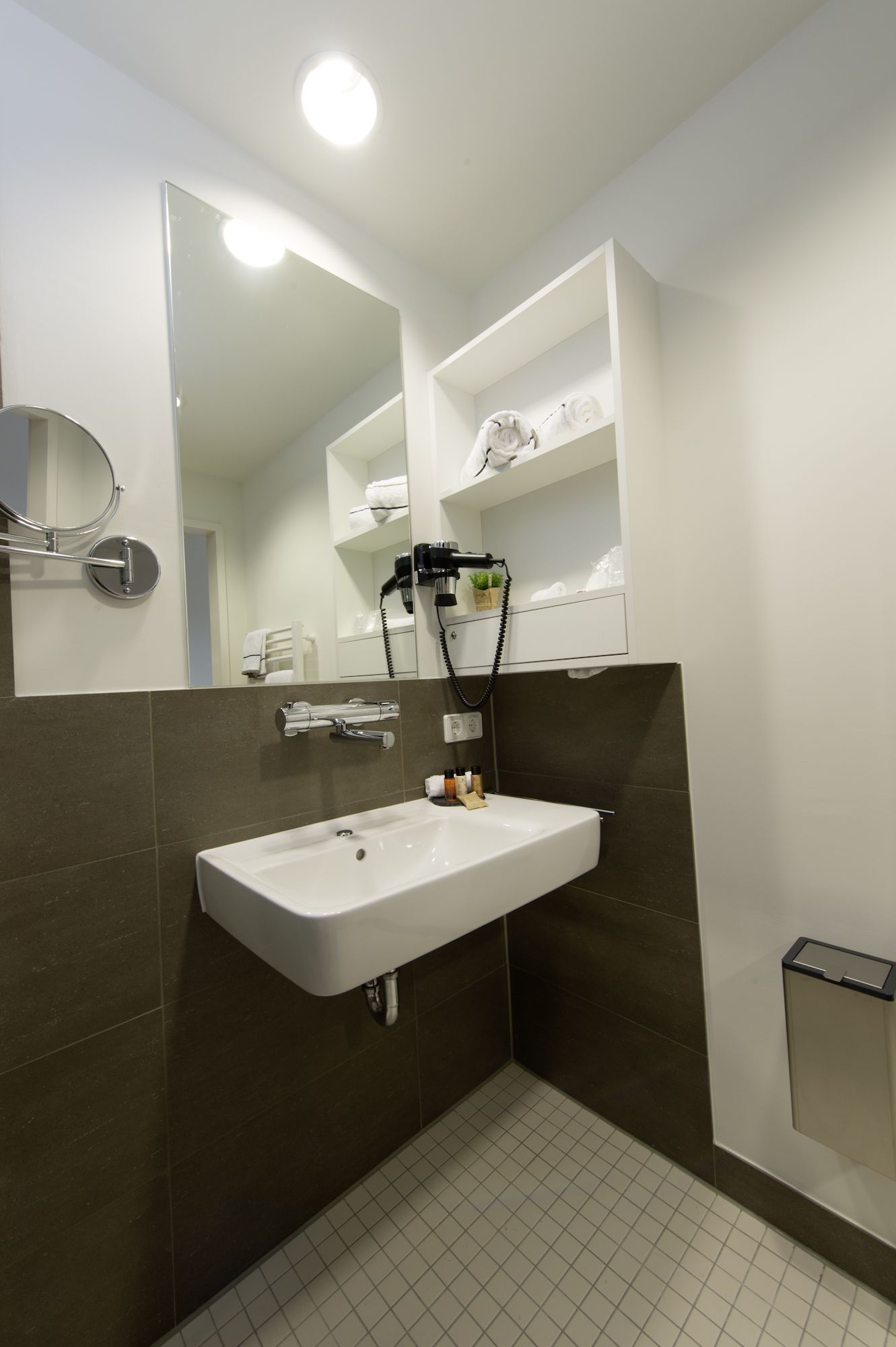 Phòng đơn | Phòng tắm | Đồ dùng nhà tắm miễn phí, máy sấy tóc 