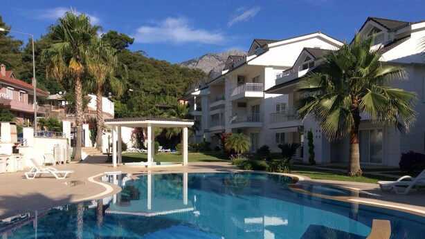 Outdoor pool - Attolos Residence (Kemer)