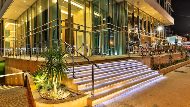 Property entrance - Hotel Wow (Budva)