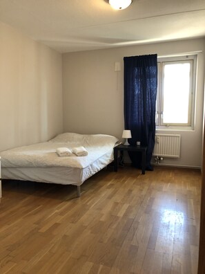 Chambre Standard double | 1 chambre, accès au Wi-Fi (inclus), literie fournie