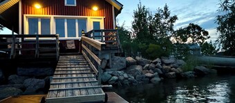 Rantakari Cottage