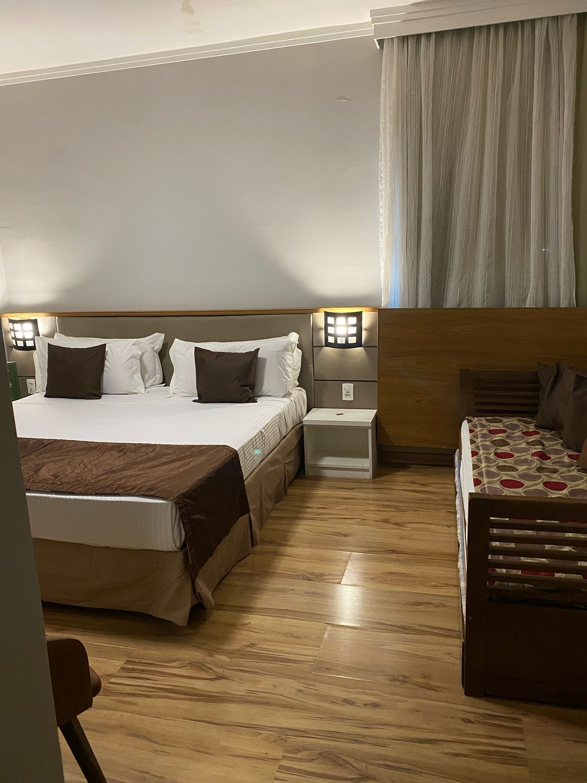 suite luxo cama king size | minibar, desk, blackout curtains, free wifi