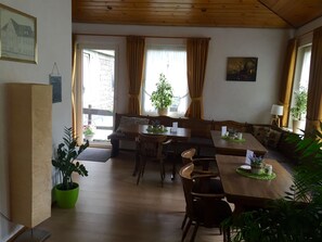 Frokostbuffé er inkludert hver dag