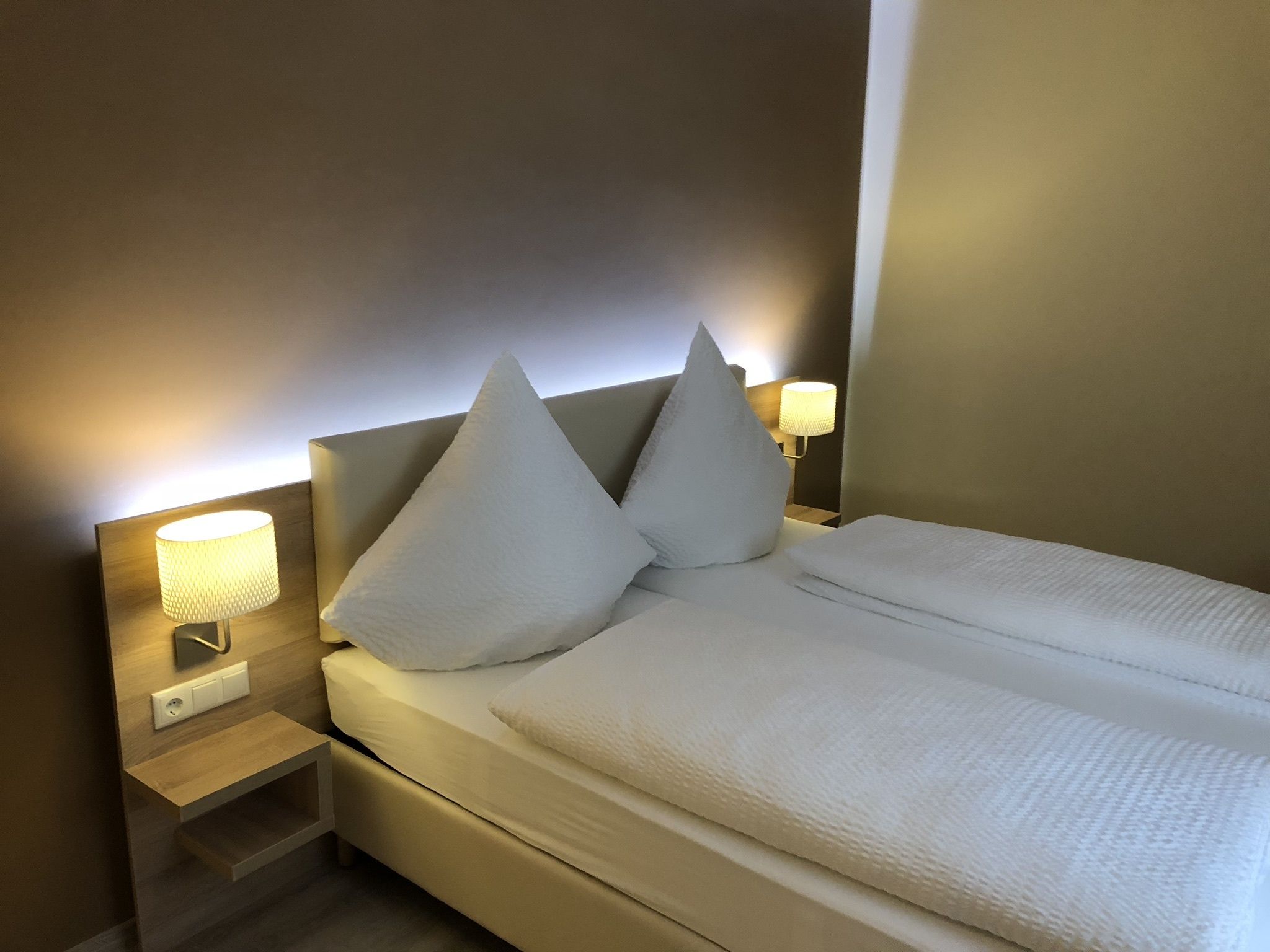 in-room safe, desk, blackout curtains, free wifi