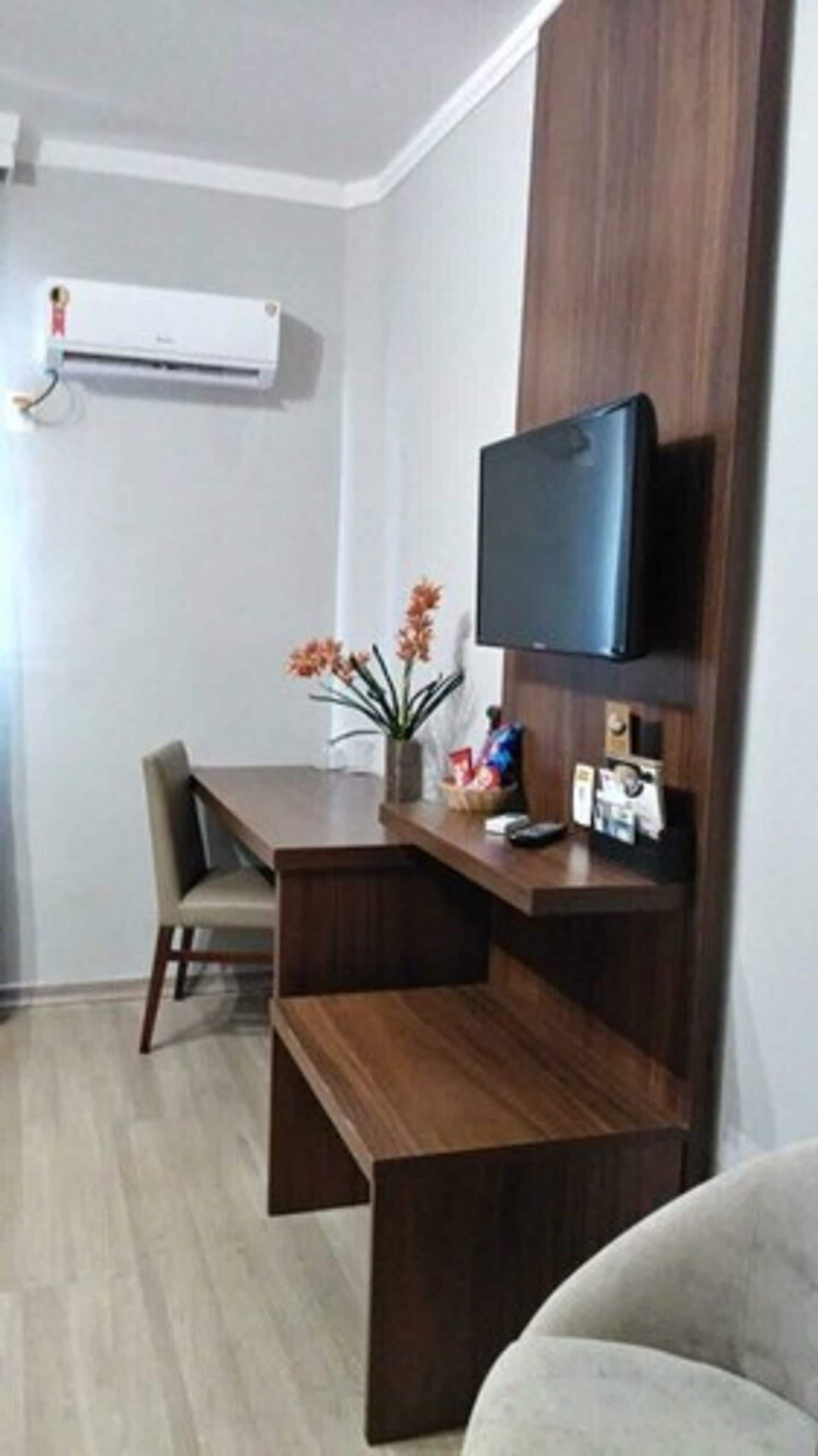 1 bedroom, minibar, desk, free wifi