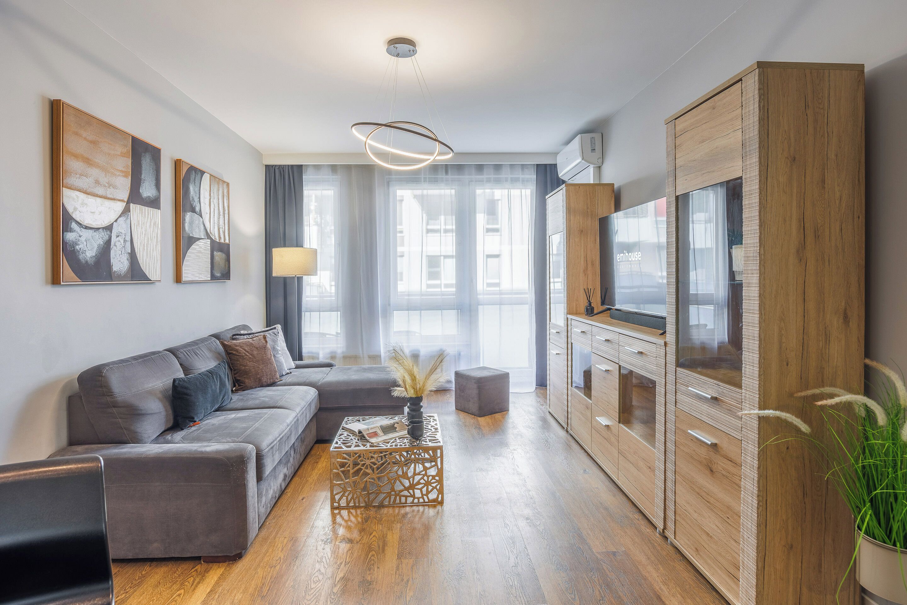 تجهيزات عازلة للصوت وواي فاي وتسهيلات لدخول الكراسي المتحركة