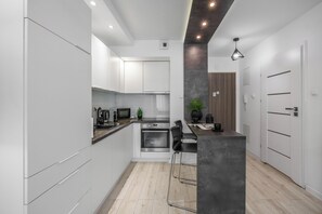 Insonorización, wifi y acceso para silla de ruedas