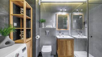 Soundproofing, WiFi, wheelchair access