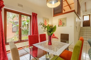 Basic Double Room | In-room dining