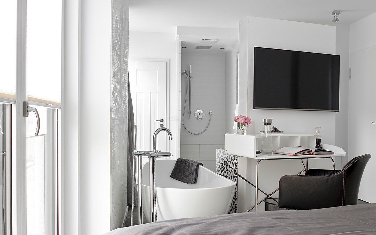 双人房 (Audrey) | 办公桌、遮光窗帘、隔音、熨斗/熨板