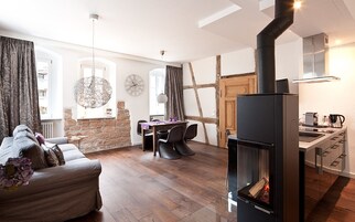 Suite (Liz) | Escritorio, cortinas opacas, sistema de insonorización