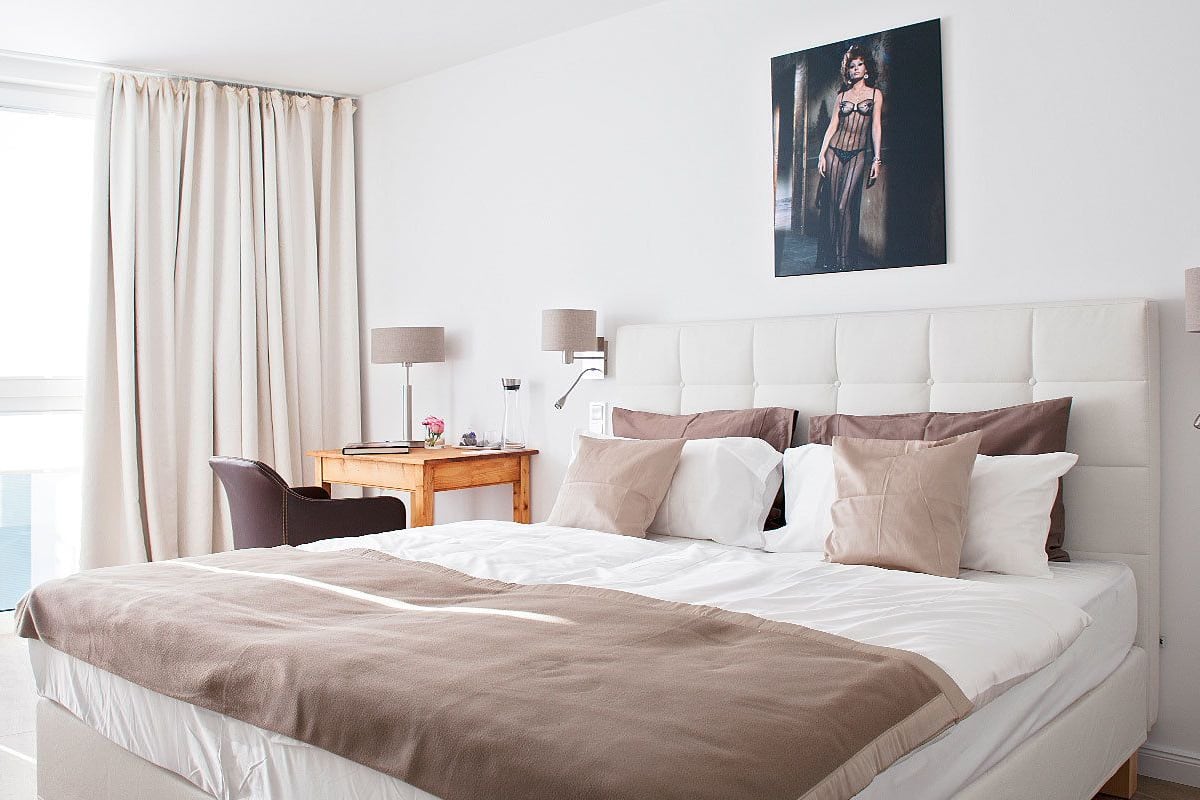 Double Room (Sophia)