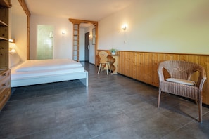 Double room comfort balcony, use of indoor pool and sauna