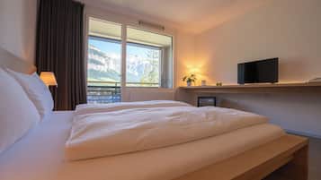 Double room superior balcony, use of indoor pool and sauna | Minibar, Zimmersafe, individuell dekoriert, individuell eingerichtet