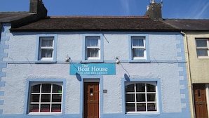 Exterior - The Boat House Bed and Breakfast (Carmarthen)