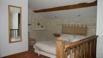 Hus (Intime) | Individuell inredning, unika möbler och mörklÀggningsgardiner