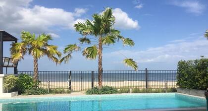 La Playa Beach Front Pool Villa Cha-am