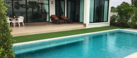 3 Bedrooms Villa | Terrasse/Patio