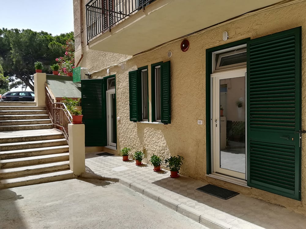 Guest House B&B Via Marina Reggio Calabria photo 2