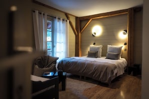 Unclassified image, 3 of 43, button - La Ferme de Cupelin (Saint-Gervais-les-Bains)