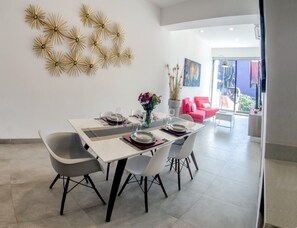 Apartment | In-room dining