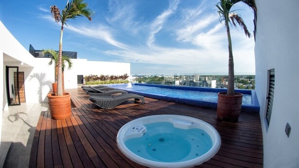 Outdoor pool - Apartment Icono Playa by OT (Playa del Carmen)
