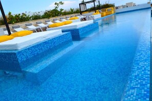 Outdoor pool - Apartment City by OT (Playa del Carmen)