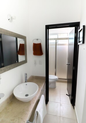 Appartamento familiare, 2 camere da letto | Bagno | Set di cortesia gratuito, asciugacapelli, asciugamani