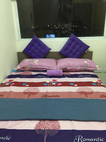 Decoración personalizada, muebles diferentes y escritorio