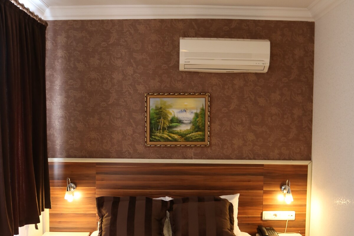Premium bedding, Select Comfort beds, minibar, in-room safe