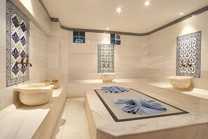 Sauna, turkkilainen sauna, vartalohoitoja, aromaterapiaa