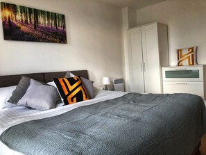 2 habitaciones y sábanas de algodón egipcio 