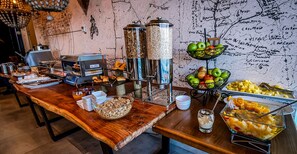 Daily buffet breakfast for a fee