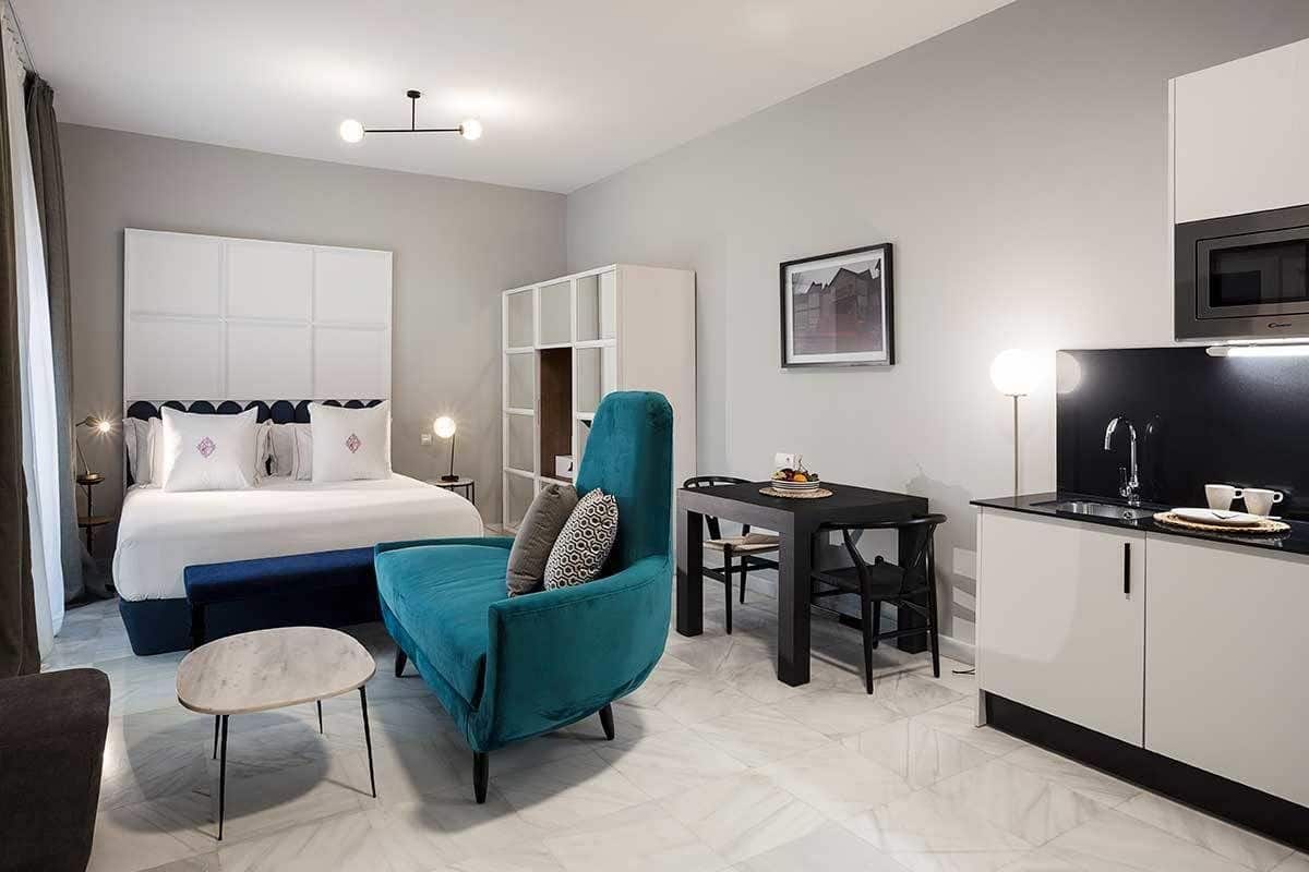 Monolocale (2 pax) | Area soggiorno | TV a schermo piatto