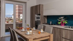 Uklassifisert bilde, 4 av 28, knapp