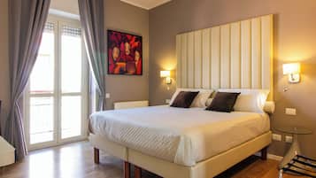 Camera Design, balcone (Business) | Minibar, con arredamento individuale, una scrivania, postazione laptop