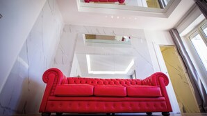 JUNIOR SUITE DESIGN CON BALCONE | 거실 공간