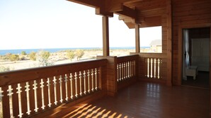 Casa de campo standard, 3 quartos, vista para a montanha, de frente para a praia (Chalet) | Vista para o lago