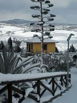 Exterior - Agriturismo I Tre Ulivi (Paternopoli)