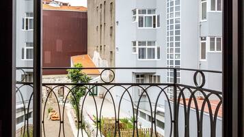 Deluxe Apartment, 1 Bedroom (Fire Ilusion – 2T) | Balcony view