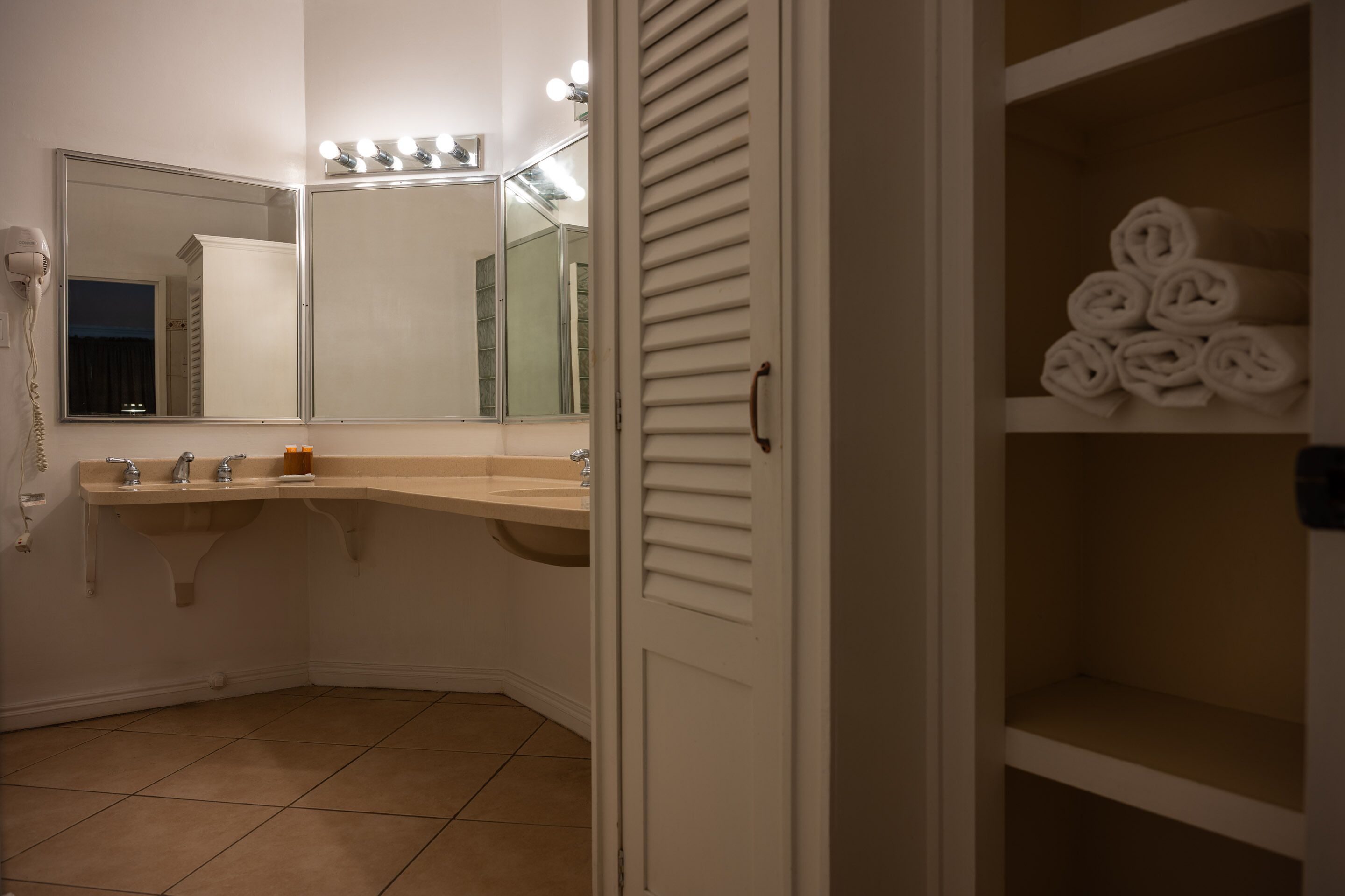 Foto - Grand Coastal Hotel