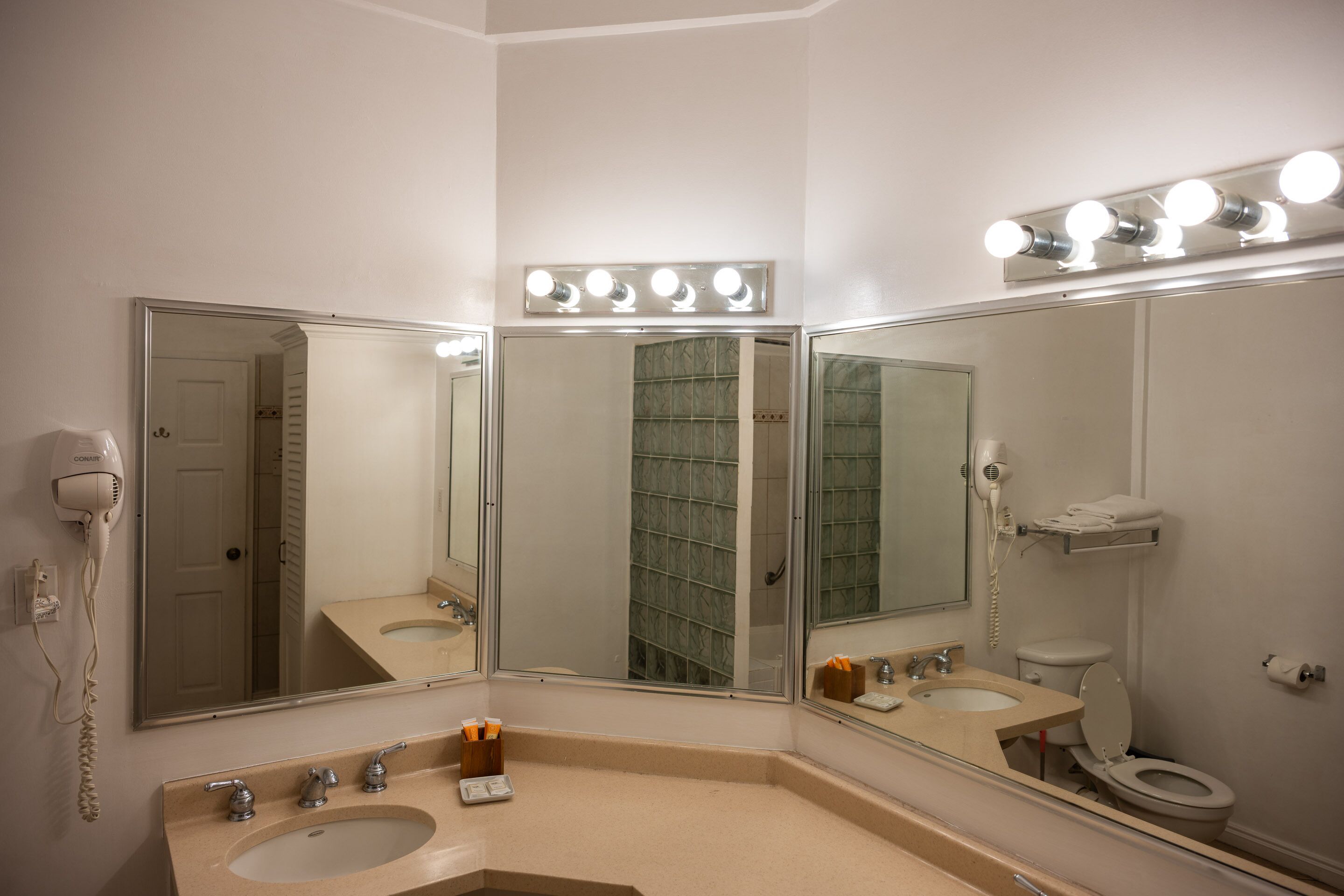 Foto - Grand Coastal Hotel