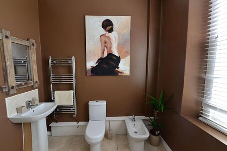 Snooze Rooms - Image 3