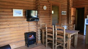 Flat-screen TV - Highgarry Lodges (Invergarry)