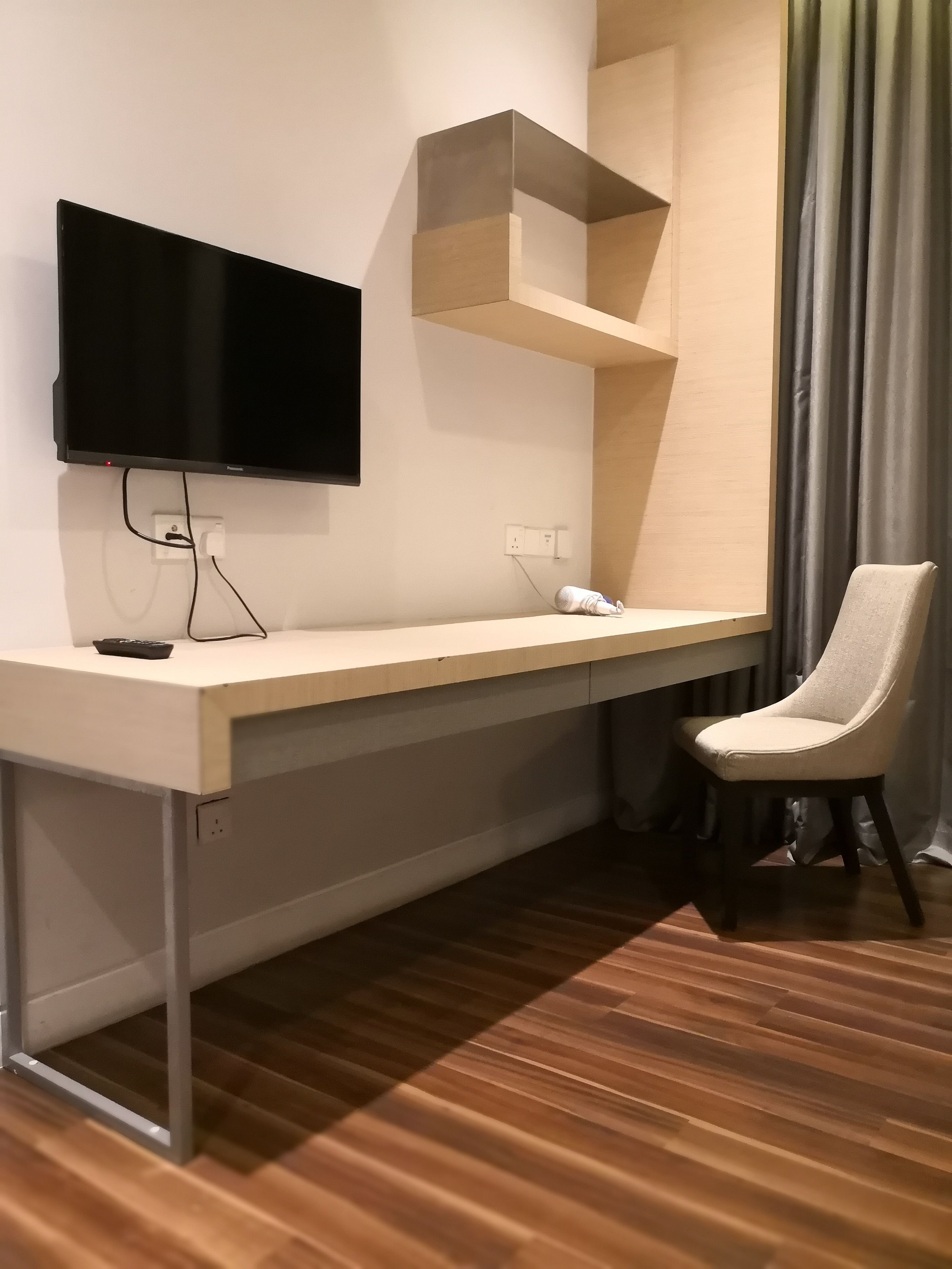 business twin room, 2 single beds, pool access, city view | egyptian cotton sheets, premium bedding, in-room safe