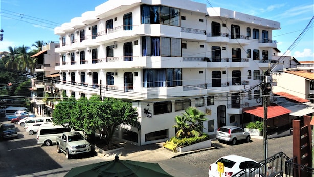 Unclassified image, 1 of 13, button - Departamentos y Bungalows Janitzio (Puerto Vallarta)