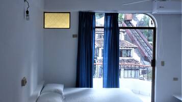 Departamento, 2 camas matrimoniales, balcón | Ropa de cama