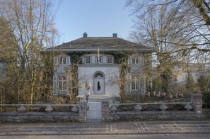 Entrée de l’hébergement
