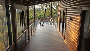 Sun deck - Riviera Jungle Villas (Puerto Iguazú)