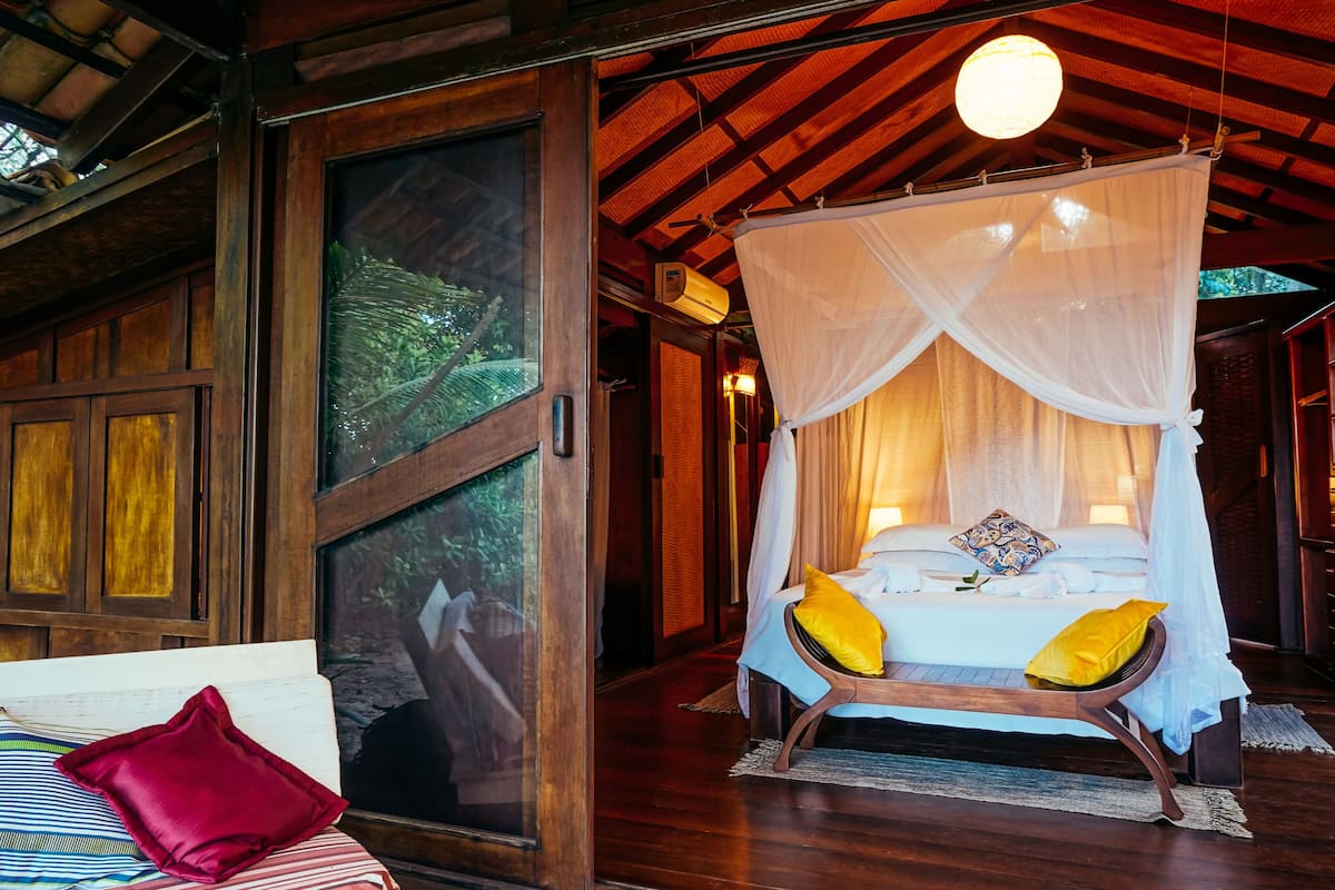 Bungalow, vue piscine